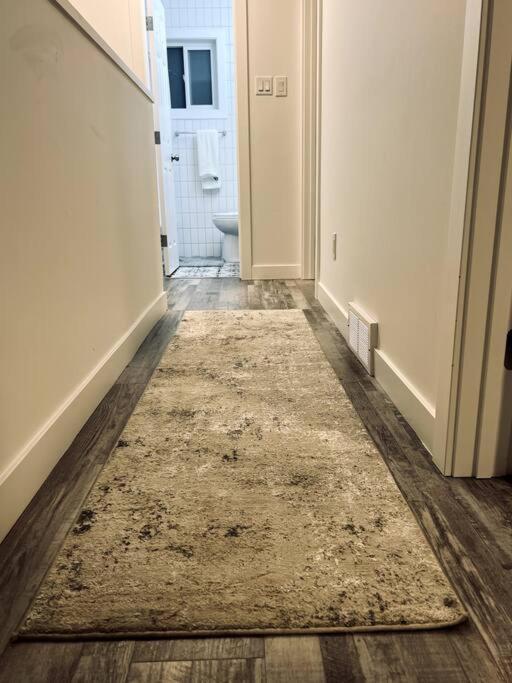 הוילה וויניפג Walking Distance To St Boniface, Easy Parking מראה חיצוני תמונה
