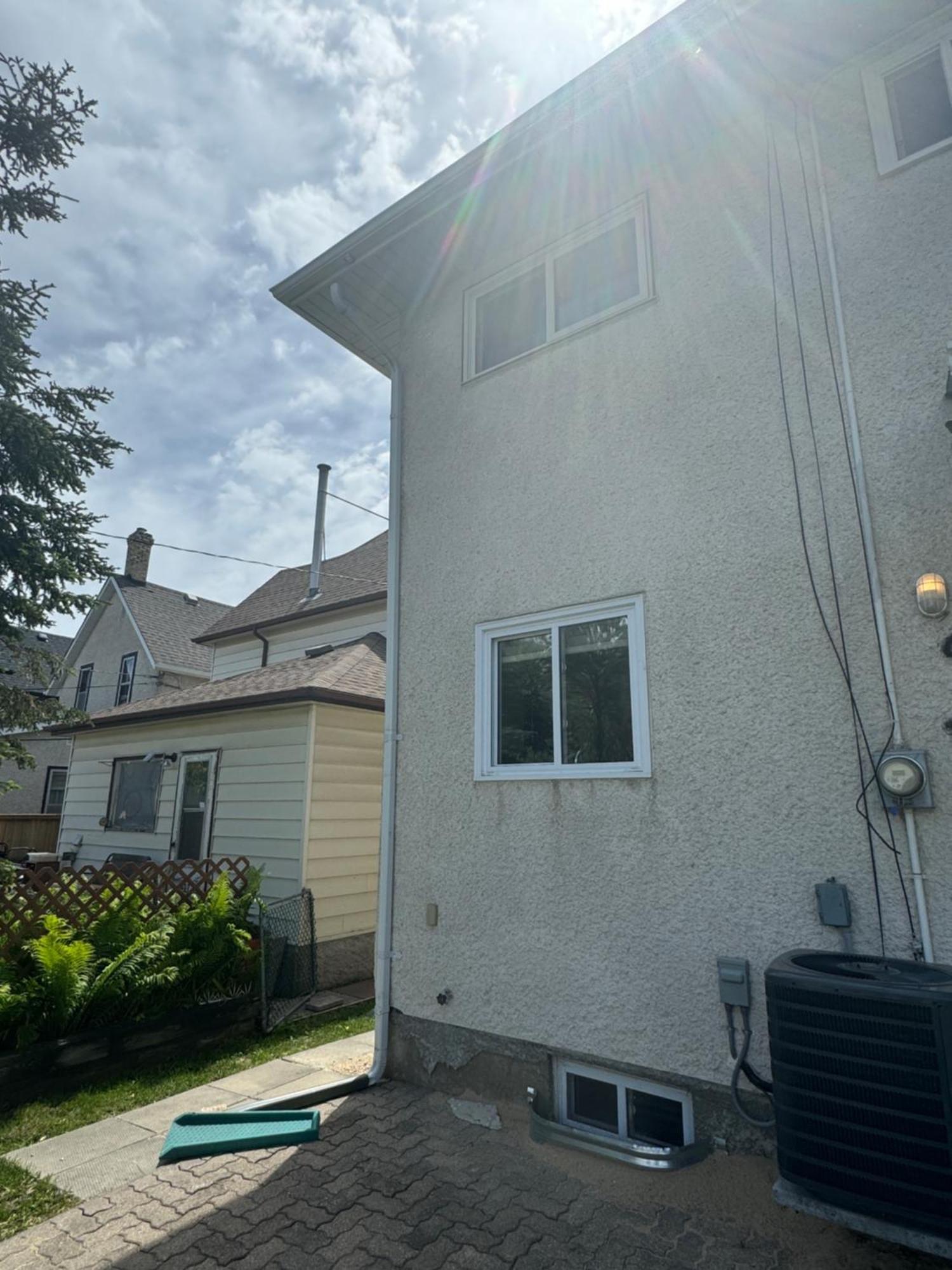 הוילה וויניפג Walking Distance To St Boniface, Easy Parking מראה חיצוני תמונה